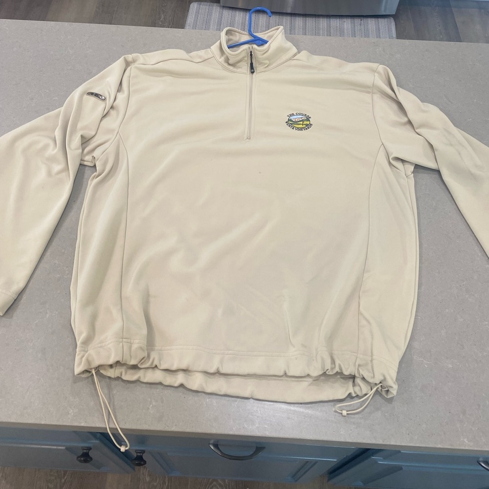 Men's Cream Quarter-Zip Sweater Wente Vineyards Golf sweatshirt 1/4 zip.